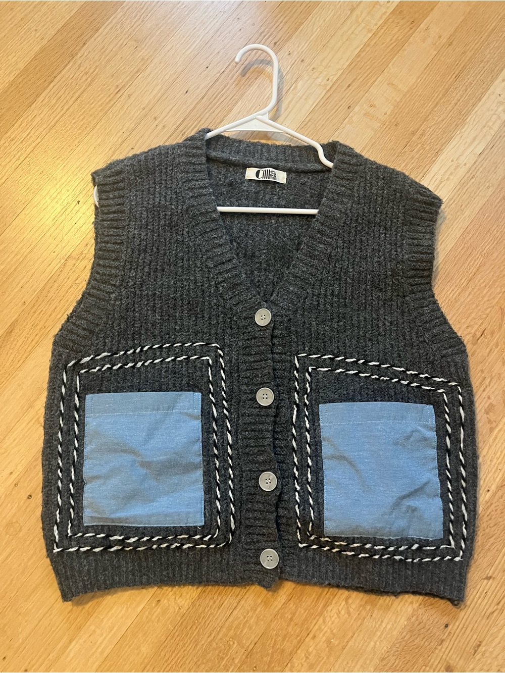 Vintage chunky knit grey sweater vest